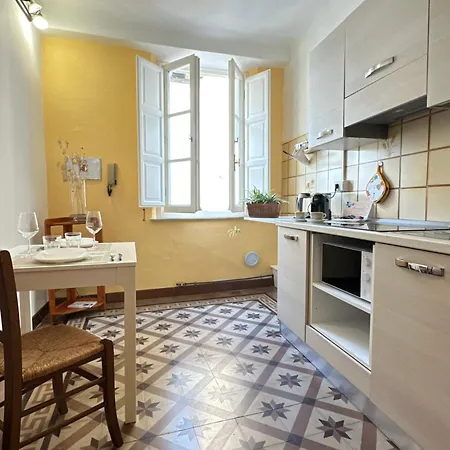 Smart In The Heart Of Apartment